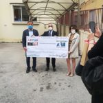 Consegna raccolta fondi Loreto Mare 15 maggio 2020